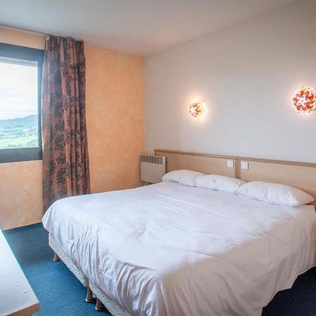 Hotel Saint Jean Монклар Экстерьер фото