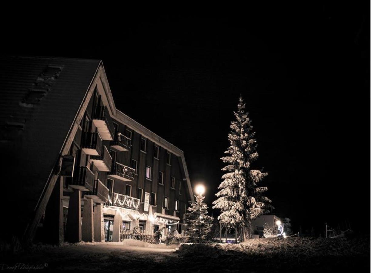 Hotel Saint Jean Монклар Экстерьер фото