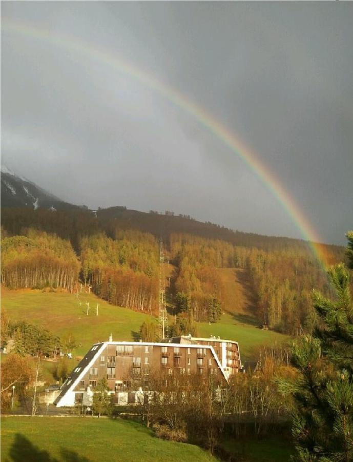 Hotel Saint Jean Монклар Экстерьер фото